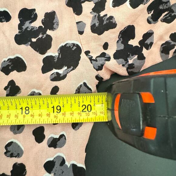 Maeve By Anthropologie Rita Blouse Tunic Leopard Print Pink Black Size Small - Picture 10 of 11